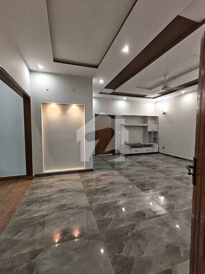 Upper Portion Of 10 Marla Is Available For Rent