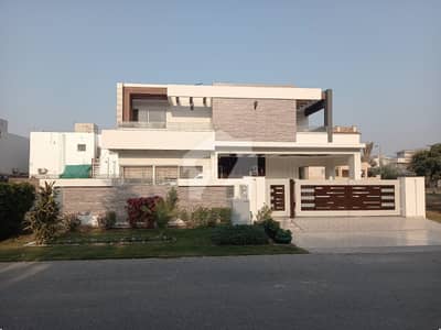 SYED BROTHERS PROUDLY OFFERS: 1-Kanal Elegant Old Bungalow Is Available In The Best Block Of DHA Lahore.