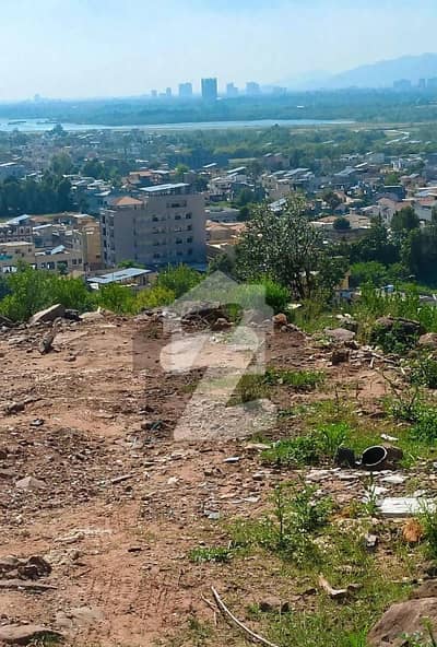 بنی گالہ اسلام آباد میں 3 کنال کمرشل پلاٹ 12.42 کروڑ میں برائے فروخت۔