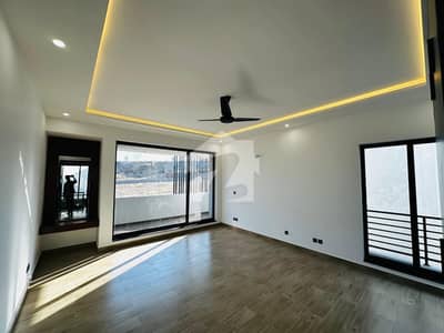 For Rent Brand New House. 5 Bad Rooms