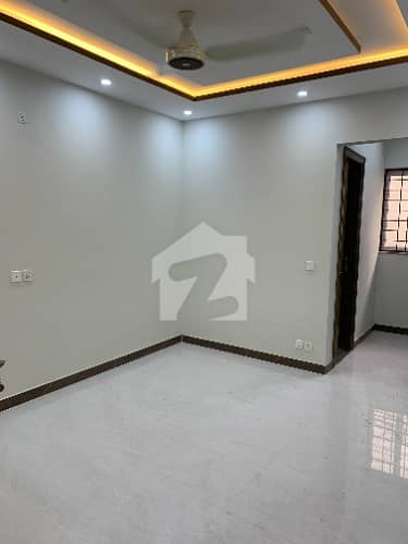 Apartment Available For Rent Apartment Available For Rent