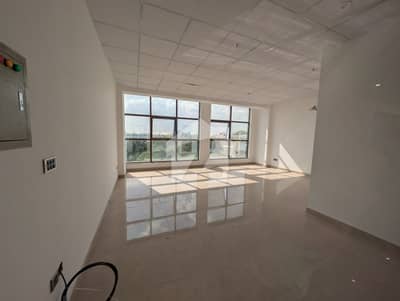 جی ۔ 8 مرکز جی ۔ 8,اسلام آباد میں 2 مرلہ Studio دفتر 1.6 لاکھ میں کرایہ پر دستیاب ہے۔