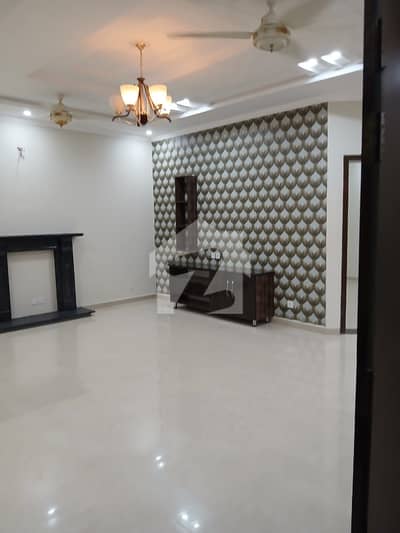 Centrally Located House Available In Bahria Enclave - Sector C1 For Rent Centrally Located House Available In Bahria Enclave - Sector C1 For Rent