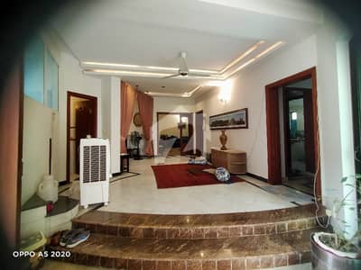 ڈی ایچ اے ڈیفینس فیز 2 ڈی ایچ اے ڈیفینس,اسلام آباد میں 3 کمروں کا 1 کنال زیریں پورشن 90.0 ہزار میں کرایہ پر دستیاب ہے۔