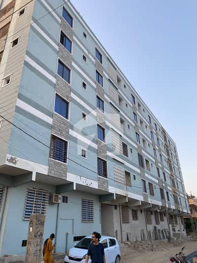 A Flat Of 700 Square Feet In Karachi