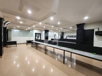 Furnished FLOOR OFFICE For Rent