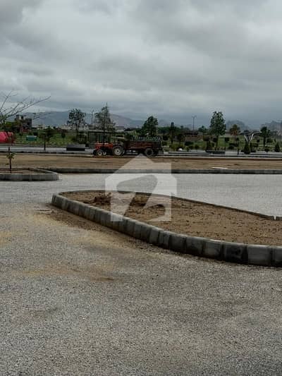 Spacious 5 Marla Residential Plot Available For sale In Faisal Hills - Block B