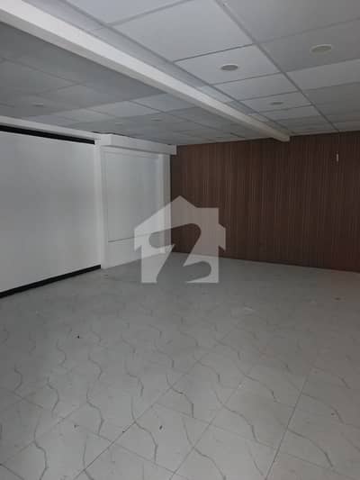 بلیو ایریا اسلام آباد میں 12 مرلہ Studio دفتر 6.5 لاکھ میں کرایہ پر دستیاب ہے۔