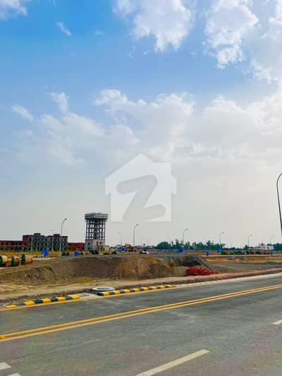 اتحاد ٹاؤن فیز 1 - پریمیئر انکلیو اتحاد ٹاؤن فیز ١,اتحاد ٹاؤن,رائیونڈ روڈ,لاہور میں 10 مرلہ رہائشی پلاٹ 3.0 کروڑ میں برائے فروخت۔