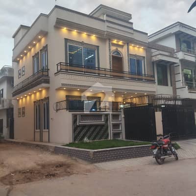 25*40 Brand New Luxury House For Sale In G-13 Islamabad (street Corner)