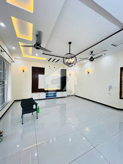 ONE KANAL LUSH UPPER PORTION FOR RENT IN DHA 2 ISB