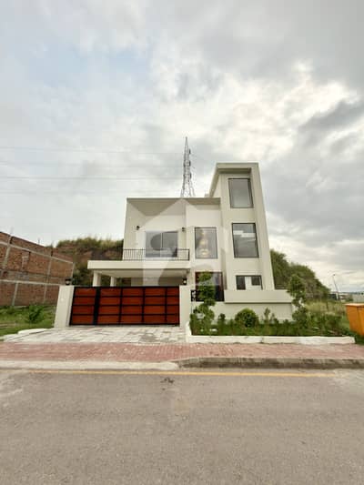 10 Marla Elegant Brand New House for Sale| Prime Location| Bahria Town