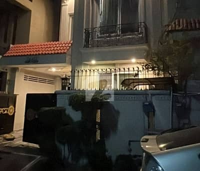 In DHA Phase 3 - Block XX 5 Marla House For sale