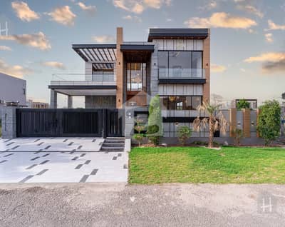 100% ORIGINAL ADD 1 KANAL MODERN DESIGN BUNGALOW FOR SALE