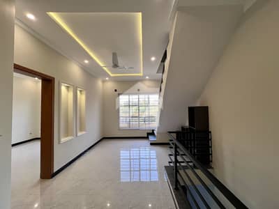 07 Marla Like Brand New Ground Portion Corner House Available For Rent G-13 Islamabad Prime Location Real Pictures!