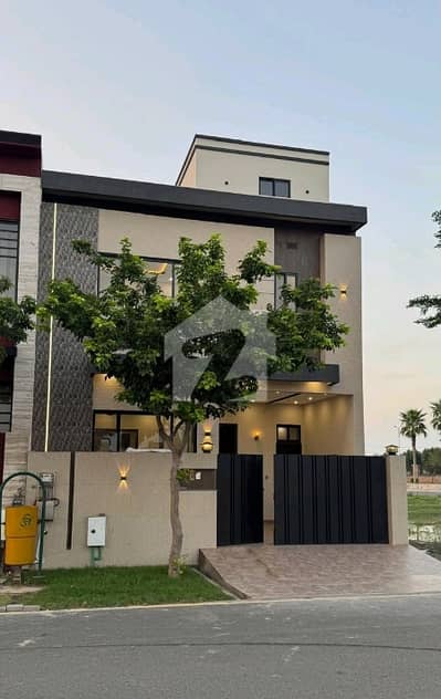 Reasonably-Priced Prime Location 5 Marla House In Royal Palm City, Gujranwala Is Available As Of Now Reasonably-Priced Prime Location 5 Marla House In Royal Palm City, Gujranwala Is Available As Of Now