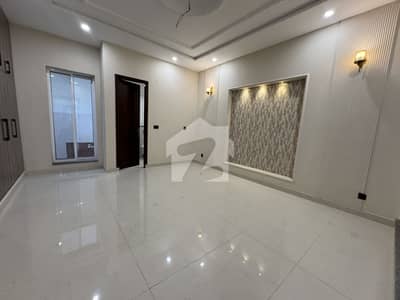 10 Marla Brand New Double Storey VVIP Luxury House For Rent In Prime Location