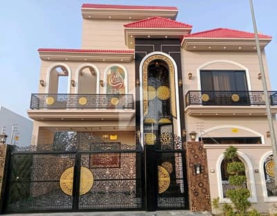 Highly-Desirable Corner House Available In Citi Housing Society For sale