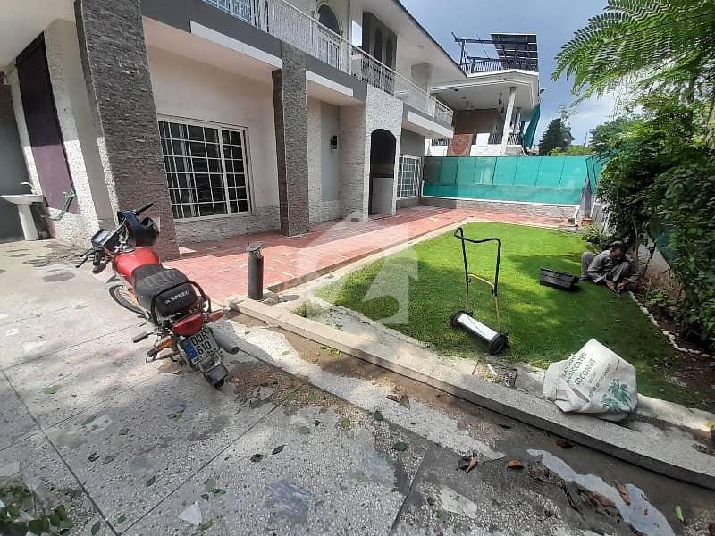Full House Available For Rent In G-102 Full House Available For Rent In G-102