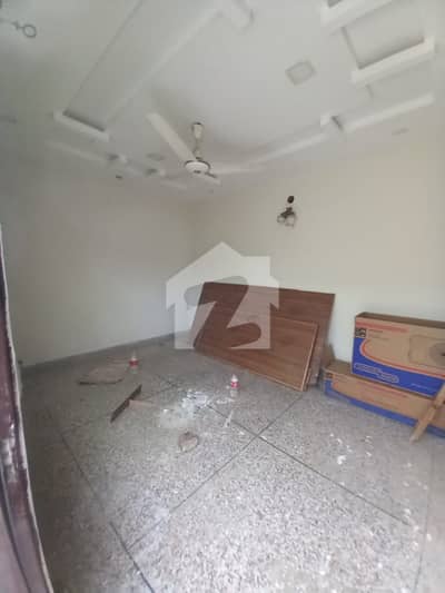 آئی ۔ 10 اسلام آباد میں 3 کمروں کا 6 مرلہ بالائی پورشن 1.1 لاکھ میں کرایہ پر دستیاب ہے۔