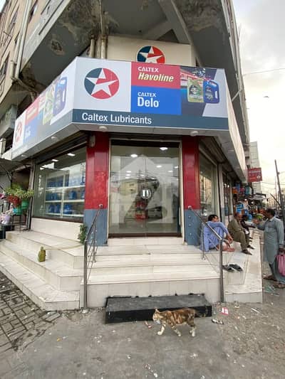 Prime Location Badar Commercial Area Showroom Sized 850 Square feet Prime Location Badar Commercial Area Showroom Sized 850 Square feet
