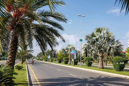 ویلینشیاء ۔ بلاک ای ویلینشیاء ہاؤسنگ سوسائٹی,لاہور میں 1 کنال رہائشی پلاٹ 3.95 کروڑ میں برائے فروخت۔