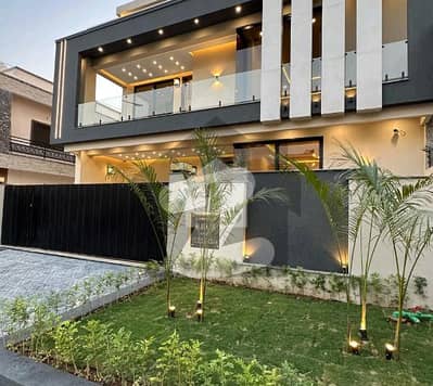 14 Marla Upper Portion Available For Rent G-13/4 Islamabad