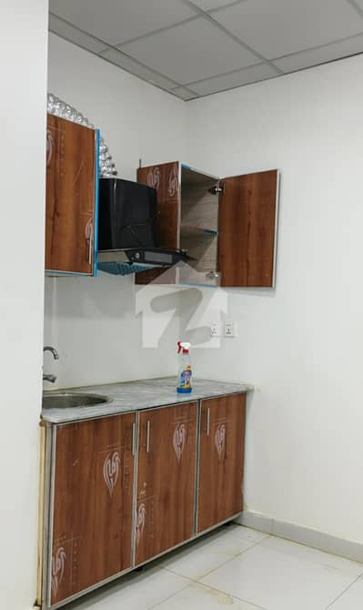 01 BEDROOM LUXURY UNFURNISHED APARTMENT AVAILABLE FOR RENT AT GULBERG GREEN ISLAMABAD