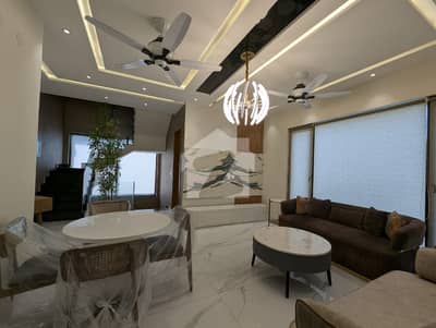 Beautiful 10 Marla Furnished Family Home Uper Portion For Rent In Lake City Lahore