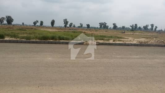 4 Marla Oval Commercial Possession Plot for Sale DHA Phase 9 Prism, Lahore