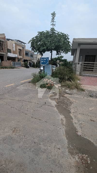 7 Marla Plot For Sale