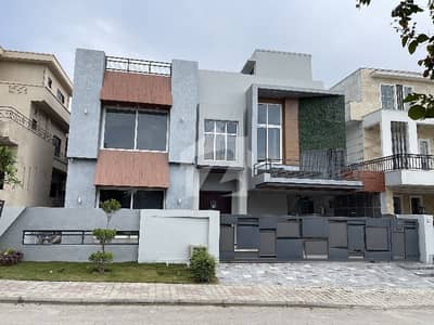 1 Kanal Brand New Double Unit House For Sale 1 Kanal Brand New Double Unit House For Sale