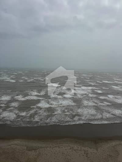 Ideal Flat In Karachi Available For Rs. 260000