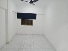 1ST FLOOR 3BED DD FLAT AVAILABLE FOR RENT In Block 7 Gulistan-E-Jauhar Karachi
