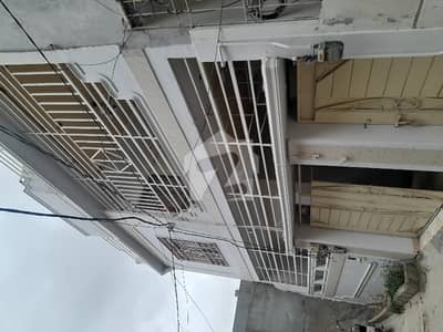 110 yards house in johar