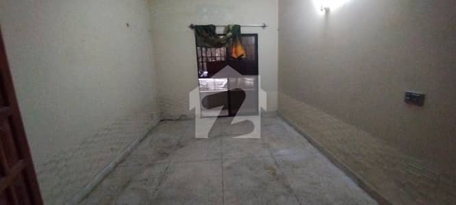 گلشن اقبال - بلاک 10-اے گلشنِ اقبال,گلشنِ اقبال ٹاؤن,کراچی میں 3 کمروں کا 8 مرلہ فلیٹ 2.05 کروڑ میں برائے فروخت۔ گلشن اقبال - بلاک 10-اے گلشنِ اقبال,گلشنِ اقبال ٹاؤن,کراچی میں 3 کمروں کا 8 مرلہ فلیٹ 2.05 کروڑ میں برائے فروخت۔