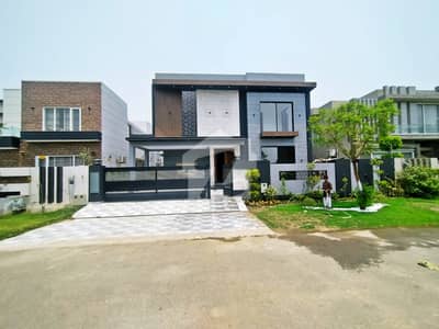 One Kanal Beautiful Moderen Bungalow Available For Sale In DHA Phase 7 Lahore One Kanal Beautiful Moderen Bungalow Available For Sale In DHA Phase 7 Lahore