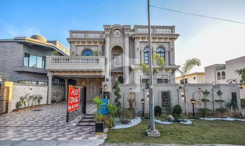 1 Kanal Like New Modern Design House For Sale Near Park Hot Location 1 Kanal Like New Modern Design House For Sale Near Park Hot Location