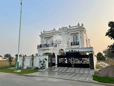 1 Kanal Like New Modern Design House For Sale Near Park Hot Location 1 Kanal Like New Modern Design House For Sale Near Park Hot Location