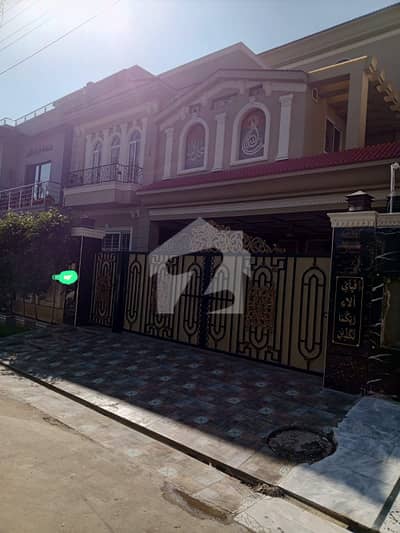 خیابان جناح روڈ لاہور میں 6 کمروں کا 14 مرلہ مکان 4.85 کروڑ میں برائے فروخت۔
