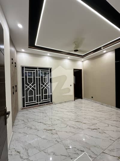 پام سٹی فیروزپور روڈ,لاہور میں 3 کمروں کا 5 مرلہ مکان 2.14 کروڑ میں برائے فروخت۔