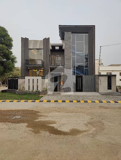 MAGNIFICENT BRAND NEW 444 SQUARE YARD CORNER HOUSE | Contemporary Luxury Redefined MAGNIFICENT BRAND NEW 444 SQUARE YARD CORNER HOUSE | Contemporary Luxury Redefined