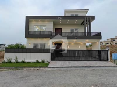 south face brand new house
