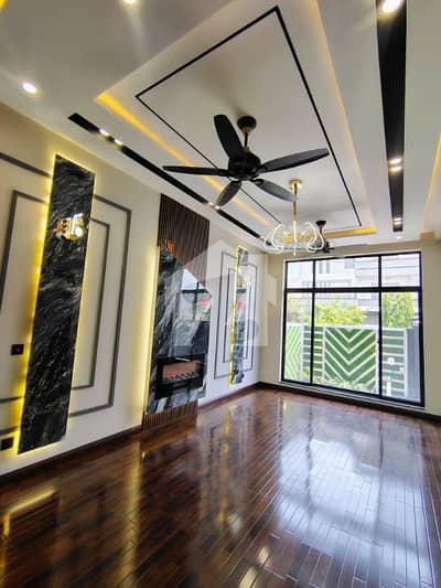 5 marla elegant house for sale in DHA phase 9 town