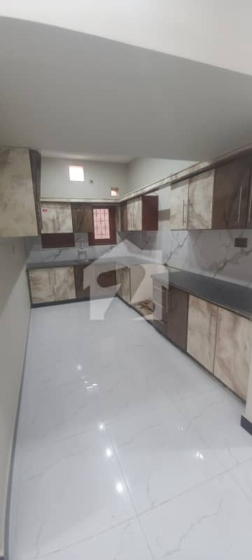 Prime Location Newly Renovated Lower Portion Sized 400 Square Yards Available In Federal B Area -