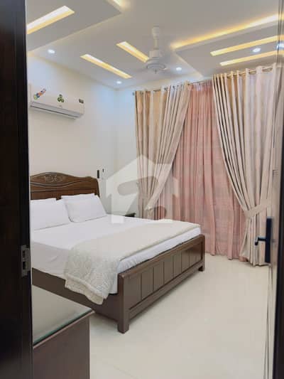Brand New Luxury 1 Kanal Upper Portion For Rent In DHA Phase 4, Lahore
