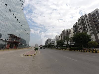 گلبرگ ریزیڈنشیا - بلاک سی گلبرگ ریزیڈنشیا,گلبرگ,اسلام آباد میں 1 کنال رہائشی پلاٹ 3.25 کروڑ میں برائے فروخت۔