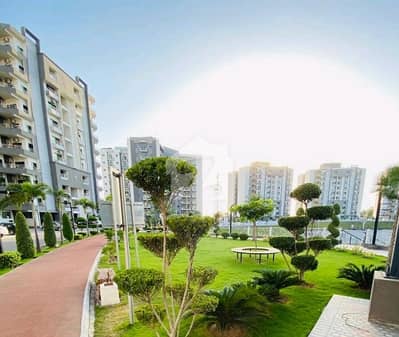 Good 10 Marla Flat For sale In Askari 11 - Sector D