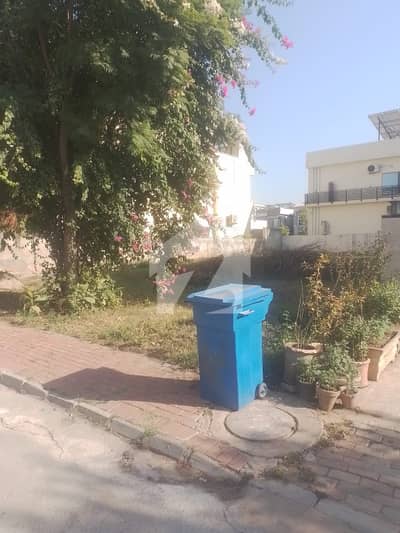 بحریہ انکلیو - سیکٹر آئی بحریہ انکلیو,بحریہ ٹاؤن,اسلام آباد میں 5 مرلہ رہائشی پلاٹ 1.0 کروڑ میں برائے فروخت۔