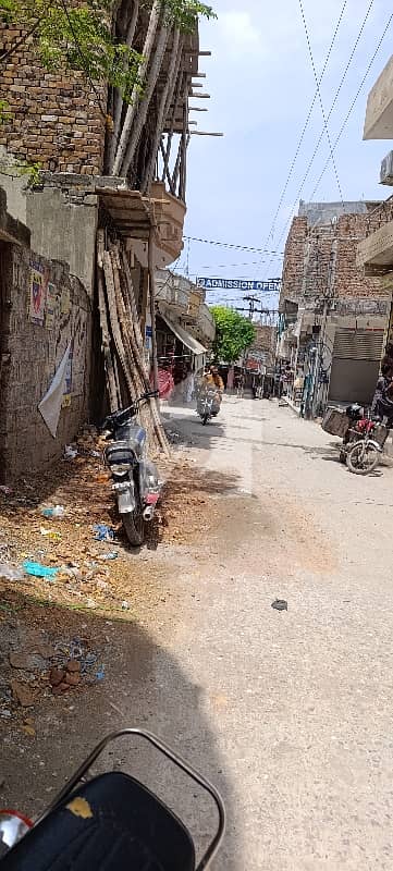 ایچ ۔ 13 اسلام آباد میں 5 مرلہ کمرشل پلاٹ 1.75 کروڑ میں برائے فروخت۔